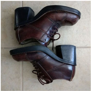 Vintage leather block heel oxfords